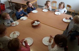 3 - Dzień ziemniaka w przedszkolu i żłobku 2 języki w Wieliczce -Tomaszkowicach