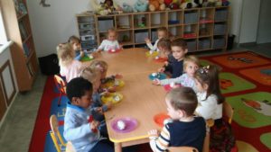 ziemniak 2 - Dzień ziemniaka w przedszkolu i żłobku 2 języki w Wieliczce -Tomaszkowicach