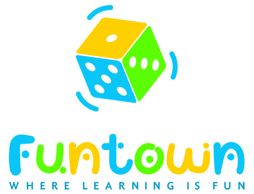 angielski funtown logo transparent - Oferta dla dzieci spoza przedszkola